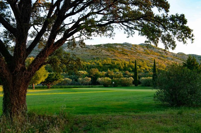 Golf de Servanes - parcours de golf Mouriès en Provence | trou 13
