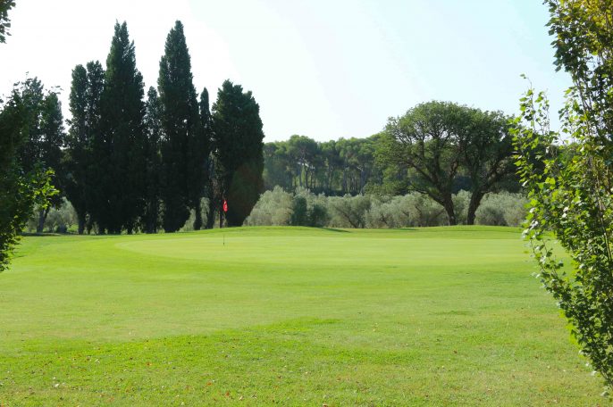 Golf de Servanes - parcours de golf Mouriès en Provence | trou 14