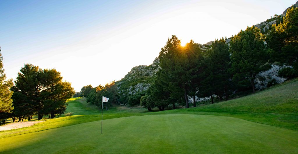 Golf de Servanes - parcours de golf Mouriès en Provence | trou 3