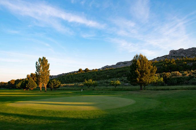 Golf de Servanes - parcours de golf Mouriès en Provence | trou 7