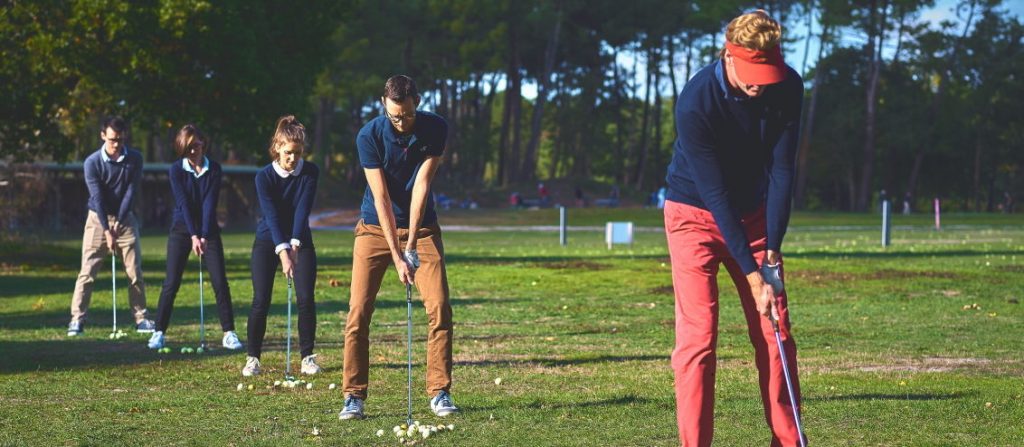 Leçon et stages de golf adultes et juniors au Golf de Servanes à Mouriès