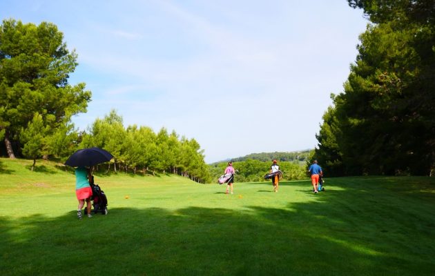 Cours collectifs de golf à Mouriès