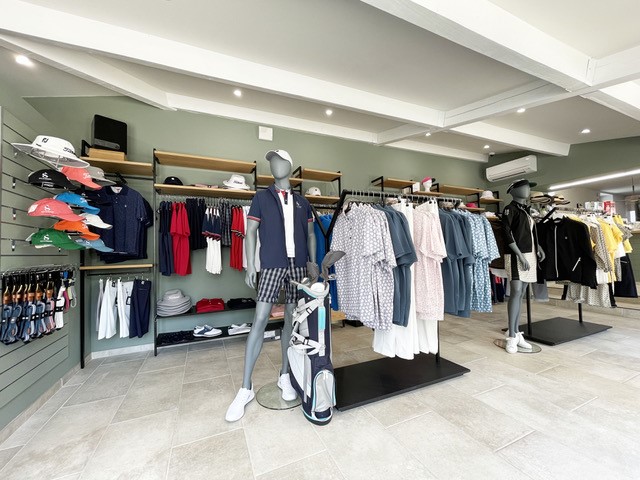 Proshop et boutiques golf - Golf de Servanes Provence - vêtement et chaussures golf