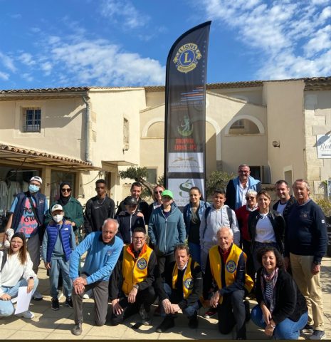 Le LIONS CLUB de Marignane au Golf de Servanes avec les enfants du service d'oncologie de l'Hôpital de la Timone.