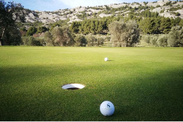 Golf de Servanes - Trou n5 - Resonance Golf Collection